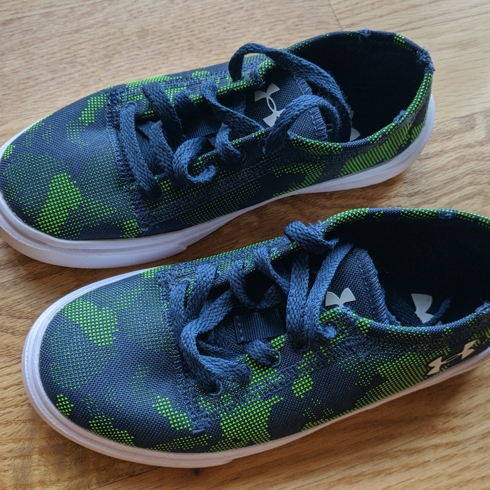 Under Armour Shoes Little Boys Size 11